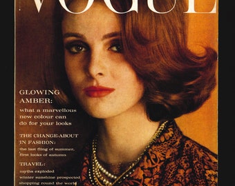 Vogue UK Aug 1962 Original Vintage Fashion Magazine