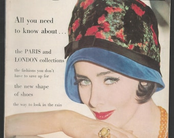 Vogue UK  Early Sept 1960 Original Vintage Fashion Magazine Paris & London Collections