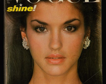 Vogue UK October 1st 1978 British Original Vintage Fashion Magazine cover: Janice Dickinson