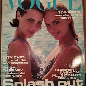 Vogue UK May 1995 British Original Fashion Magazine cover: Shalom Harlow Amber Valletta