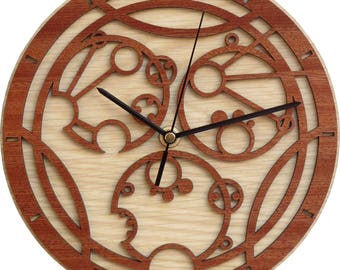 Custom Gallifreyan Clock with your Name or Words - Doctor Who Clock in Wood - Inspired by Doctor Who