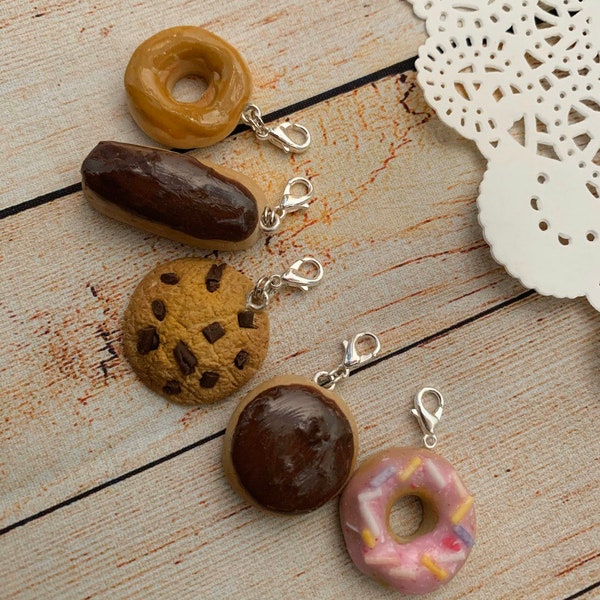 Marcadores de puntada de galleta donut, joyas de comida en miniatura, llavero de arcilla polimérica, encanto, collar