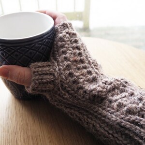 Crochet Pattern Stargazer Wristwarmers image 2