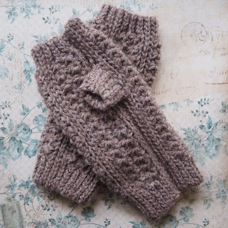 Crochet Pattern Stargazer Wristwarmers image 3