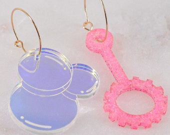 Bubble and Wand Acryl Ohrringe, holographisch, Acryl Ohrhänger, super süss, Party Schmuck, Made USA, aus uraltem Besitz