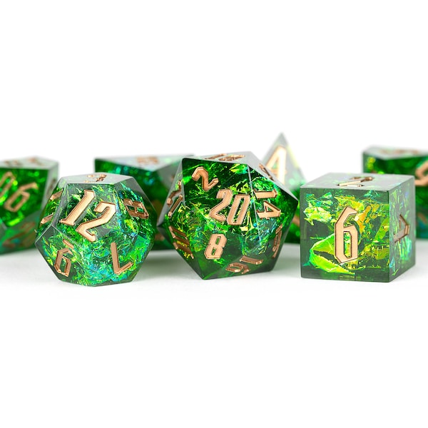 Hand Crafted Sharp Edge Dice: Green Pyre