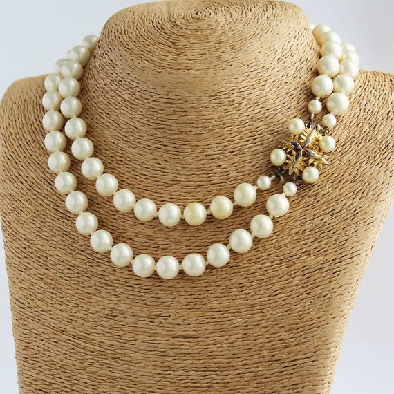 Coro Vintage Necklace Faux Pearls Choker