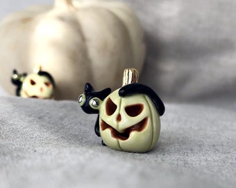 Small Pumpkin Figurine, Porcelain Halloween Pumpkin, Black Cat Sculpture, Halloween Home Decor, Cute Black Cat Home Decor, Halloween Gift