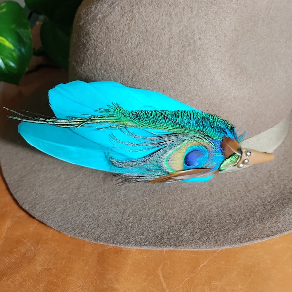 Feather Hat Pin, Boutonniere, Brooch, Boho, Western Wear, Traveling Smudge Feather