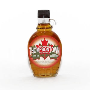 250ml Glasflasche gefüllt mit reinem Ontario Maple Sirup