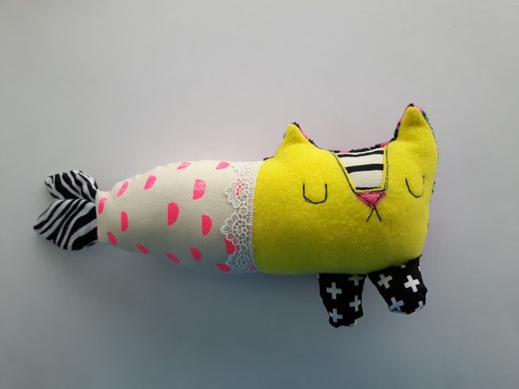 Peluche Poisson Chat Jaune Et Rose Poisson Chat Toutou Etsy Peluche Poisson Chat Jaune Et Rose Poisson Chat Toutou Etsy