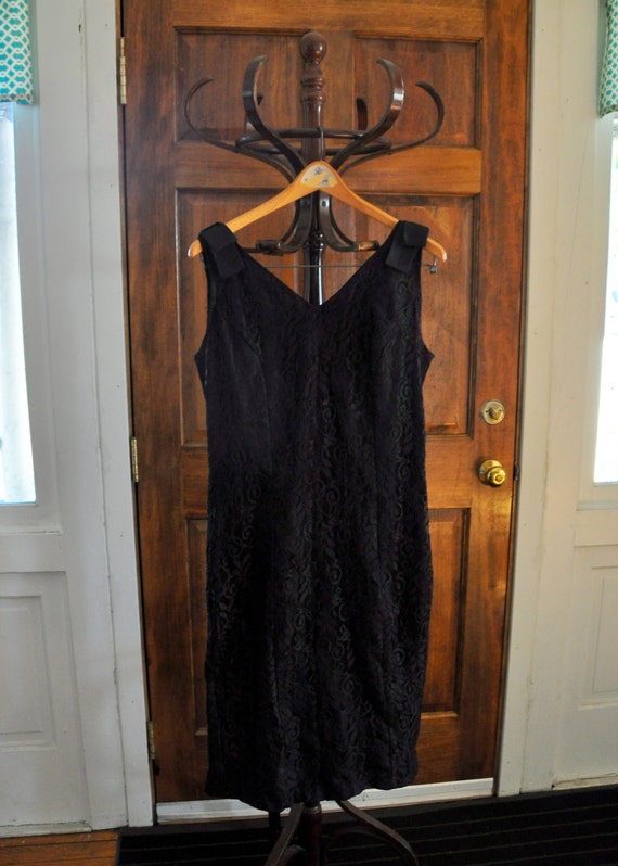 Vintage Black Lace and Satin Shift Formal Dress - image 3