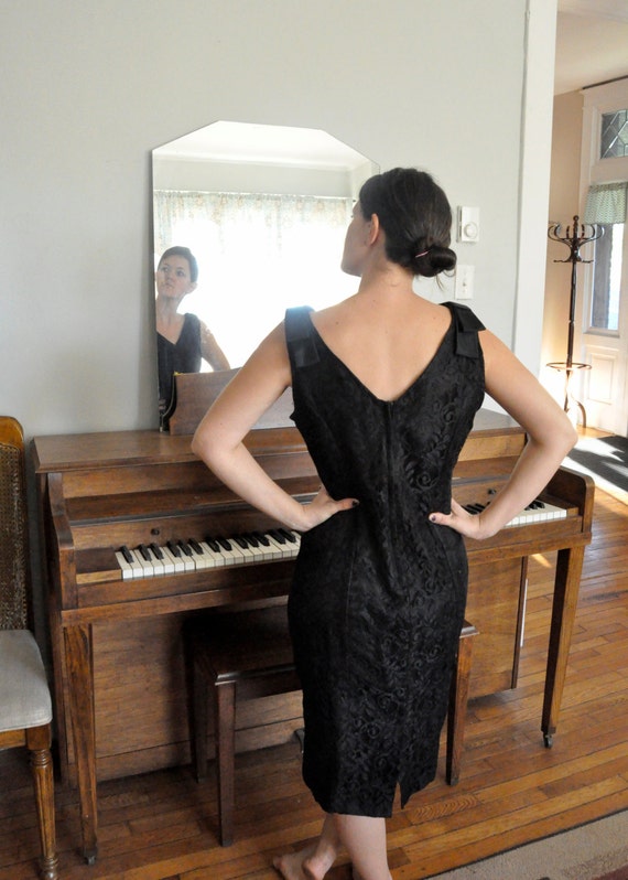 Vintage Black Lace and Satin Shift Formal Dress - image 1