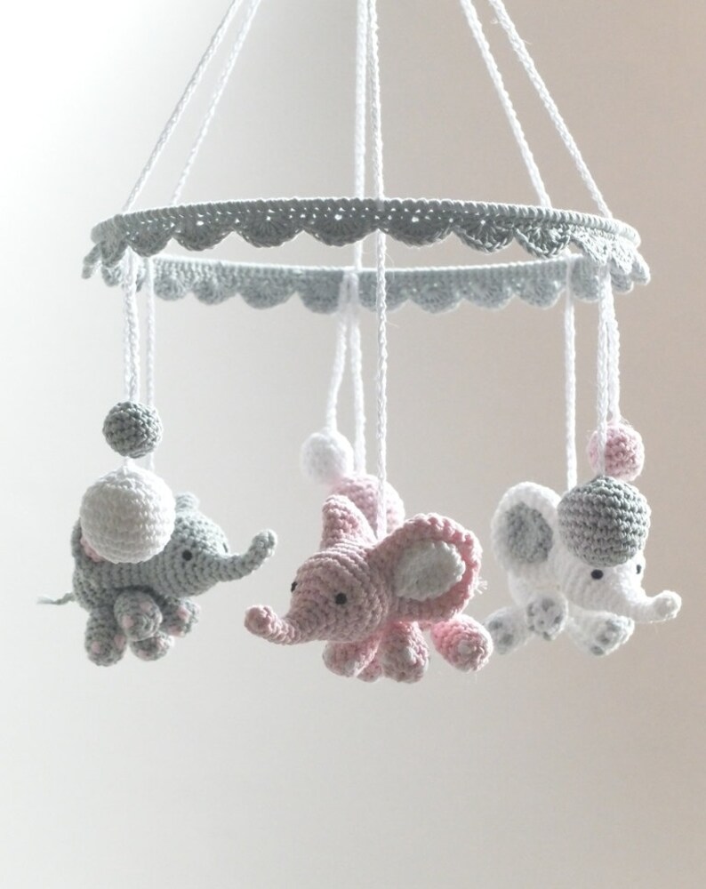 Вязаный мобиль в кроватку крючком схема