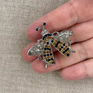 Vintage Black and Gold Bee Brooch, Honey Bee Brooch, Bumble Bee Brooch, Figural Brooch