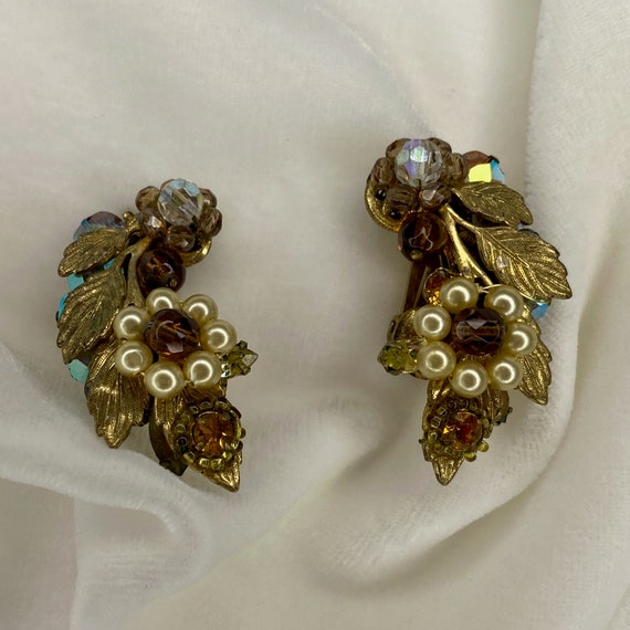 Vintage Gold Filigree, Rhinestone, Gass Bead and … - image 3