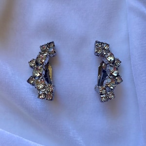 Vintage Rhinestone Clip Earrings, Ear Climber Earrings, Clip On Earrings, Sparkling Earrings, Mid Century Style