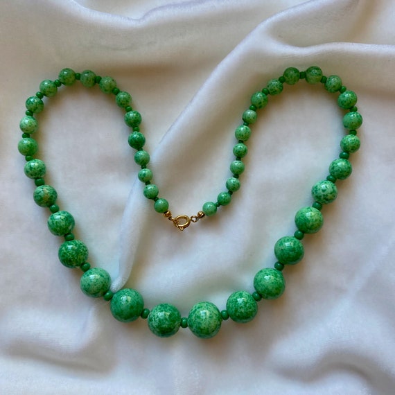 Vintage Green Glass Bead Necklace, Peking Glass B… - image 6
