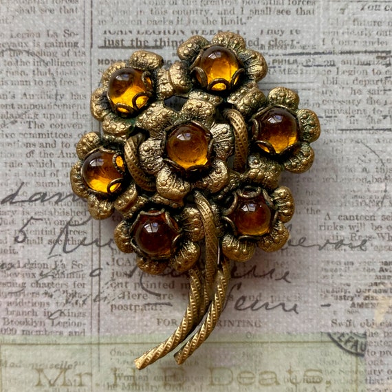 Vintage Brass AB Rhinestone Star Flower Filigree Brooch 