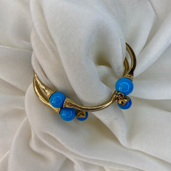 Vintage Gold Tone and Turquoise Bead Wrap Bracele… - image 6