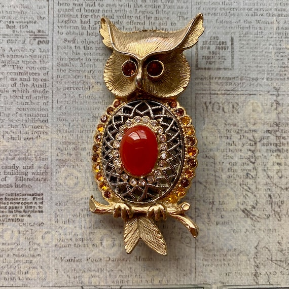 Cute Vintage Owl Brooch, Gold Brooch, Bird Pin wi… - image 1