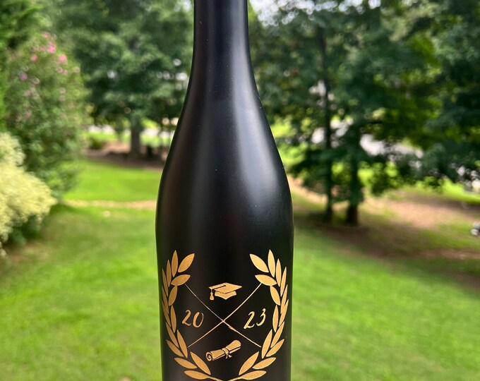 Etched Wine Glass - Personalized Wine Glass