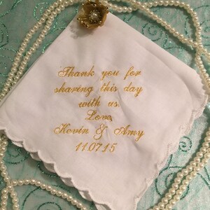 Pañuelo de boda ~ Gracias por compartir este día con nosotros por Wedding Tokens