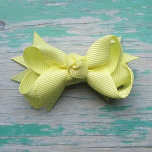 Very Cute 2 inch red Hair Bow,tiny bow,hair bow,custom bow image 3