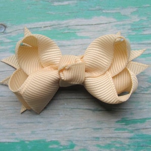 Very Cute 2 inch red Hair Bow,tiny bow,hair bow,custom bow 5