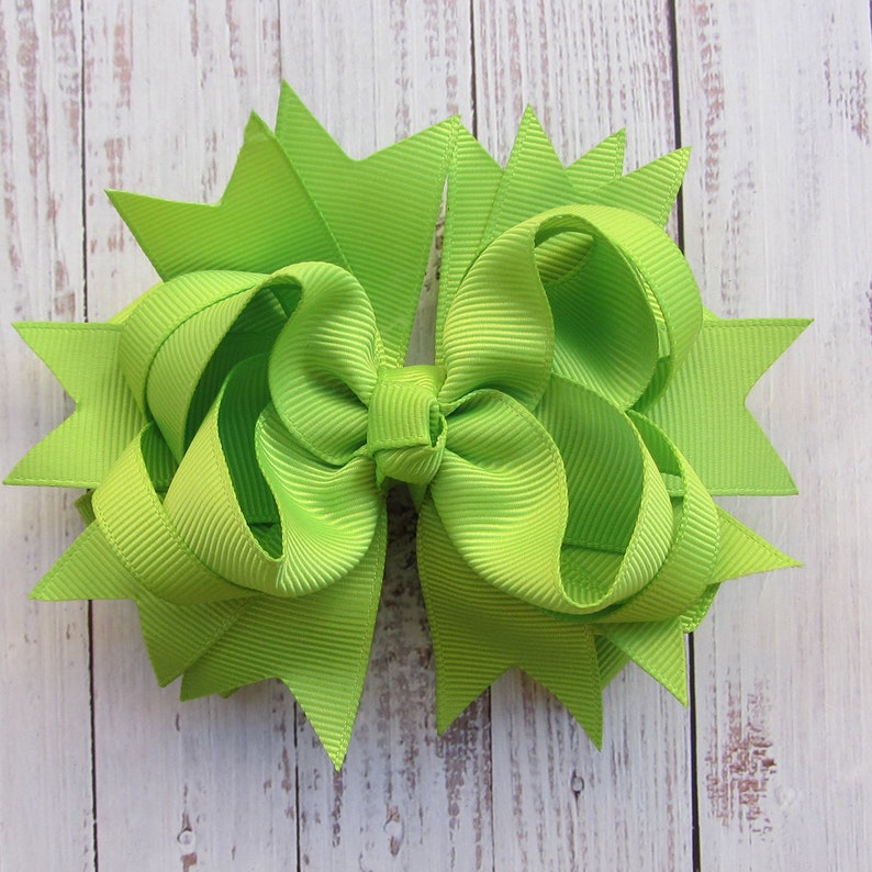 5.5 inch Green Hair Bow,boutique bows,stack bow,kids gift,christmas gift,birthday gift,custom bow Green