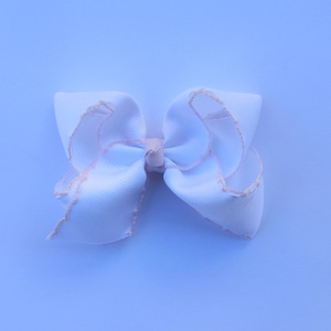 4 inch  white pink moonstitch Hair Bow , hair bow,Moonstitch ribbon,sewing ribbon，birthday gift, kids gift,christmas gift,