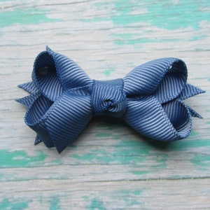 Very Cute 2 inch red Hair Bow,tiny bow,hair bow,custom bow image 2