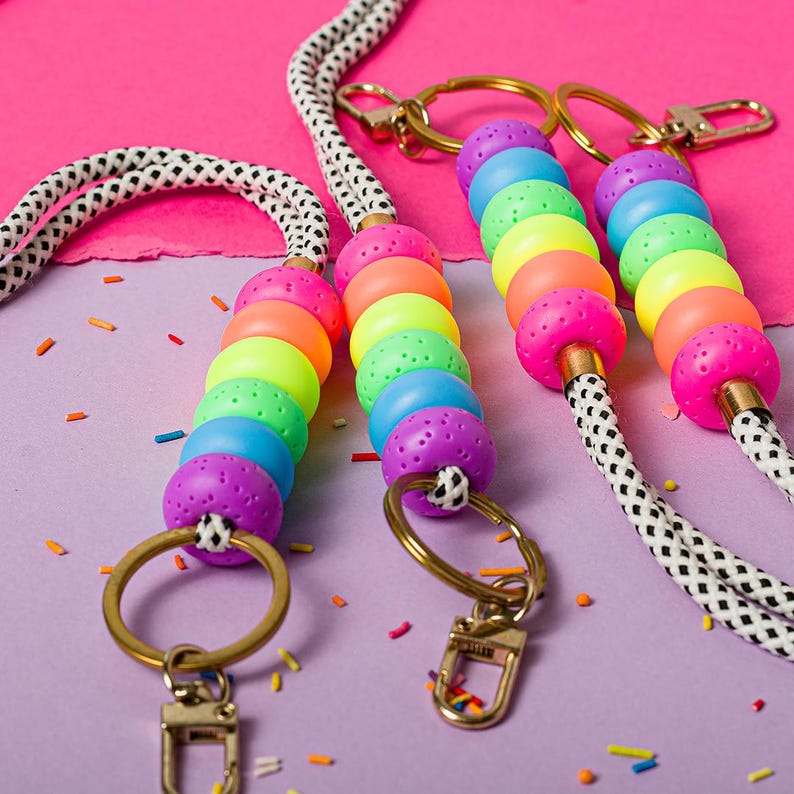Neon Rainbow Teacher Lanyard: Primary Colors Neck Badge Holder bild 7