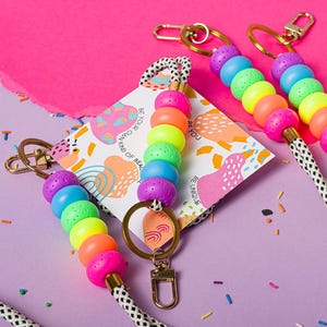 Neon Rainbow Teacher Lanyard: Primary Colors Neck Badge Holder bild 8