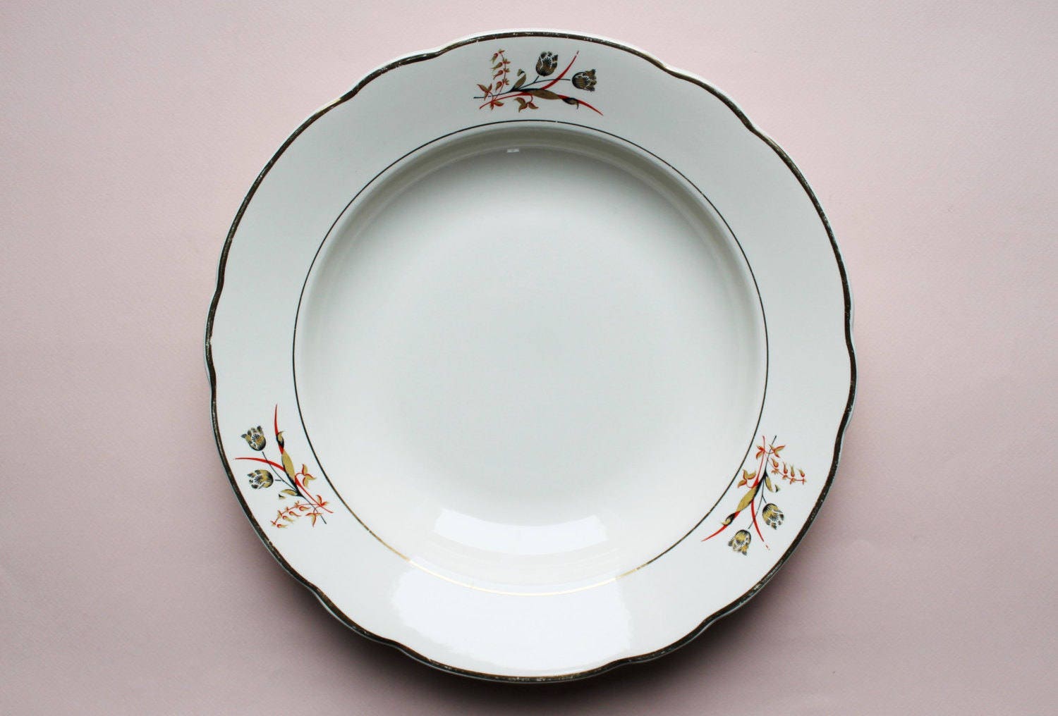 Plat de Service. Transferware Français. Villeroy Boch. Ancien Plateau Plat Rond. Ancien. Pays Cuisin