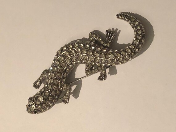Ciner lizard brooch