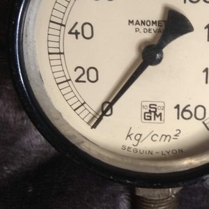Vintage pressure gauge P. Devaux Seguin - Lyon