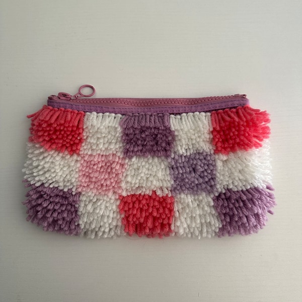 Checkered Purple & Pink Latch Hook Zipper Bag, Pencil Bag, Coin Purse, Handbag, Pouch, Hand Tufted Rug