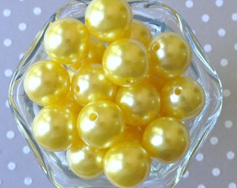 20mm Lemon yellow pearl bubblegum beads in bulk, Light yellow acrylic chunky round bubble gum gumball statement bead for children's jewelry