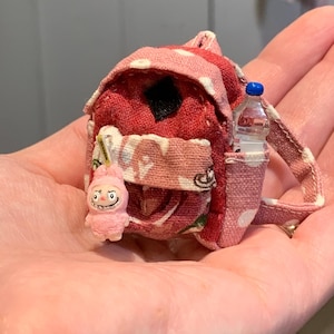 Mochila de casa de muñecas a escala 1:12