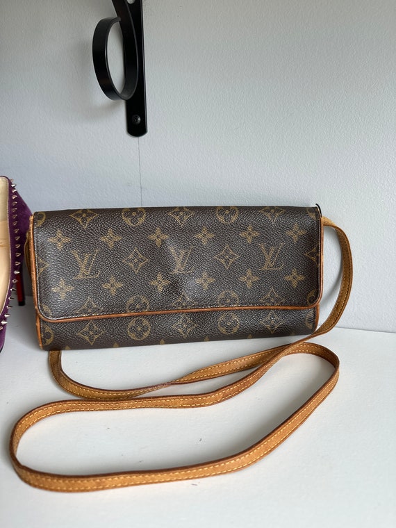 Louis Vuitton Monogram Pochette Twin Louis Vuitton