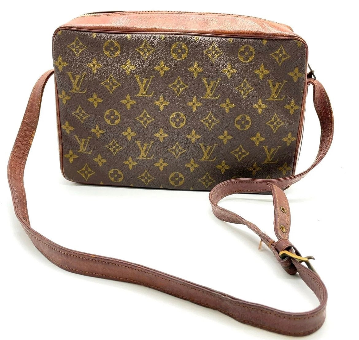 Louis Vuitton Sac Bandolier Shoulder Bag. 