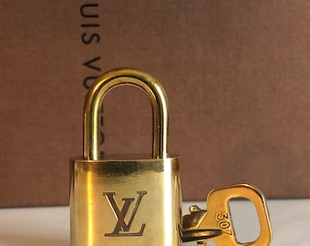 authentic lv lock and key