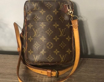 lv small backpack sling