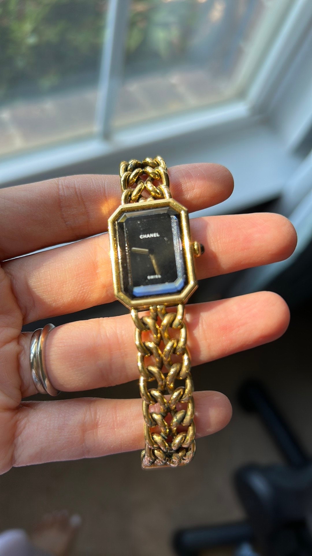 Chanel - CHANEL PREMIER 18K YELLOW GOLD 1987 BLACK DIAL WATCH