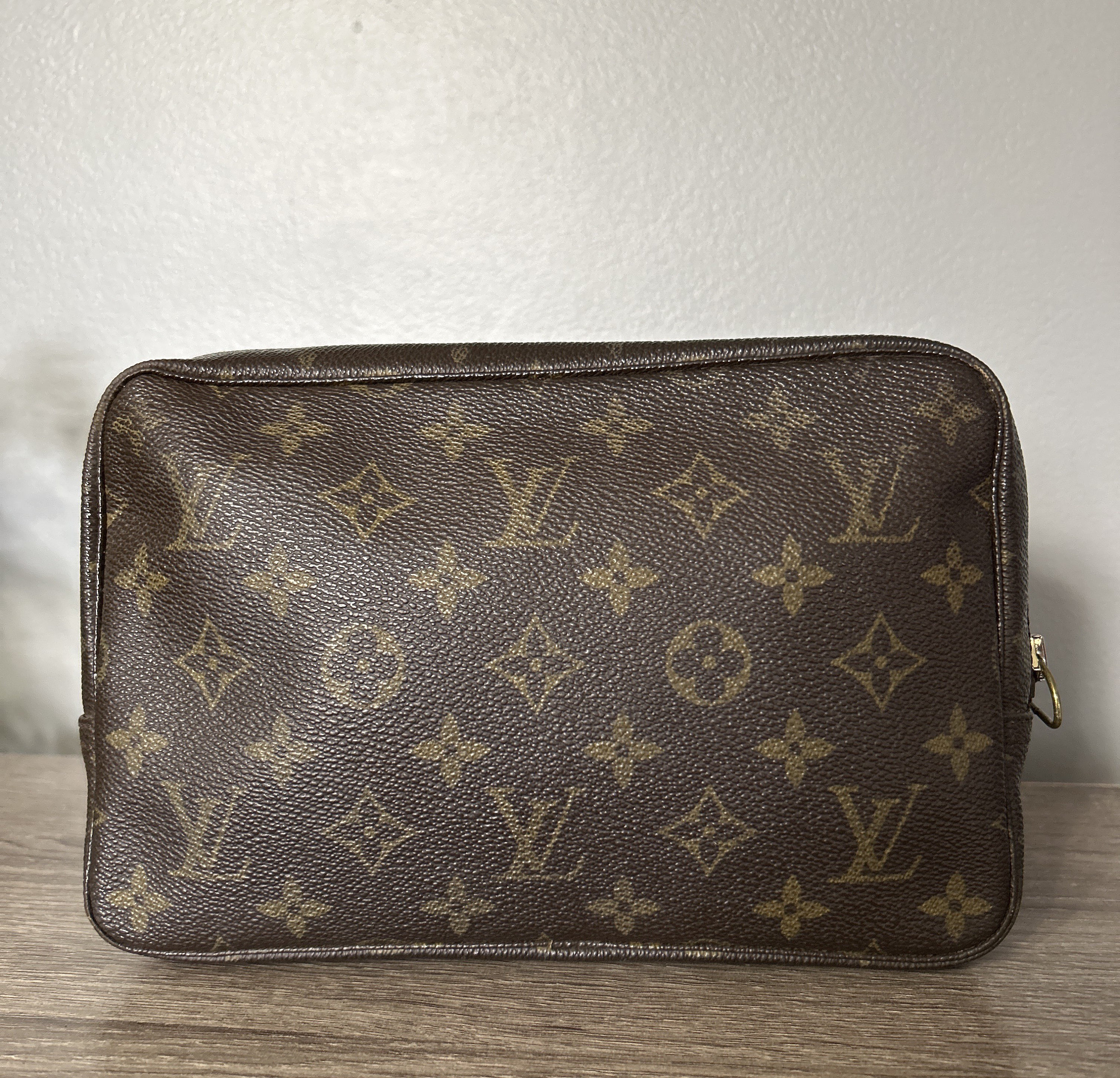 Louis Vuitton, Bags, Lv Trousse 28 With Chain