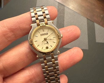 Auth Gucci watch