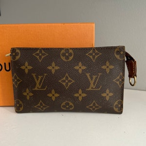 Replica Louis Vuitton Cosmetic Pouch Damier Azur N60024 for Sale