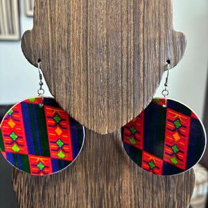 Orecchini divertenti e stravaganti