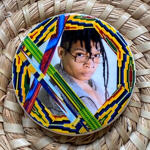 CLEARANCE!!! Nalo Hopkinson Magnet